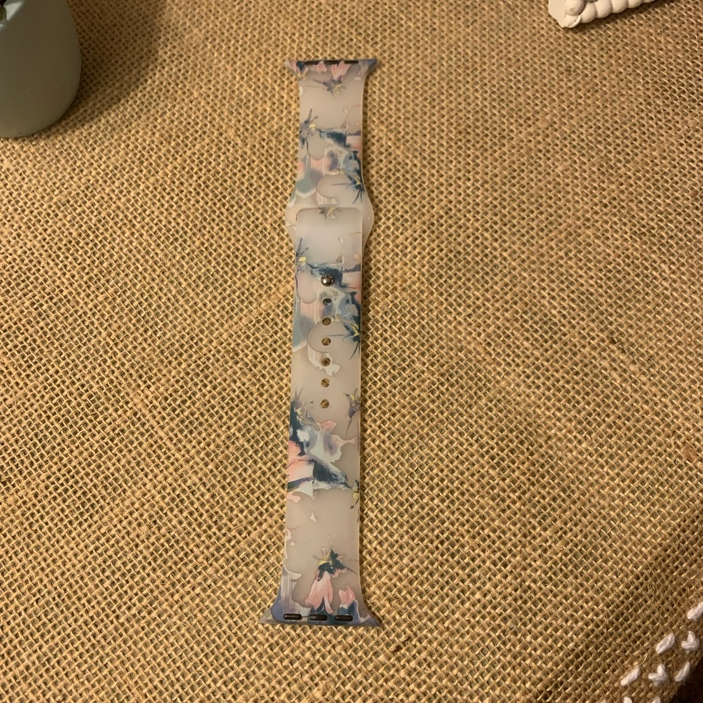 NWOT floral Apple Watch band